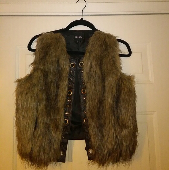 XOXO Jackets & Blazers - XOXO faux fur vest